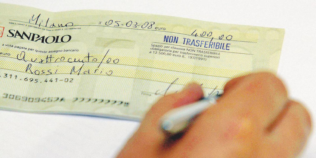 come si scrive 1100 euro su un assegno